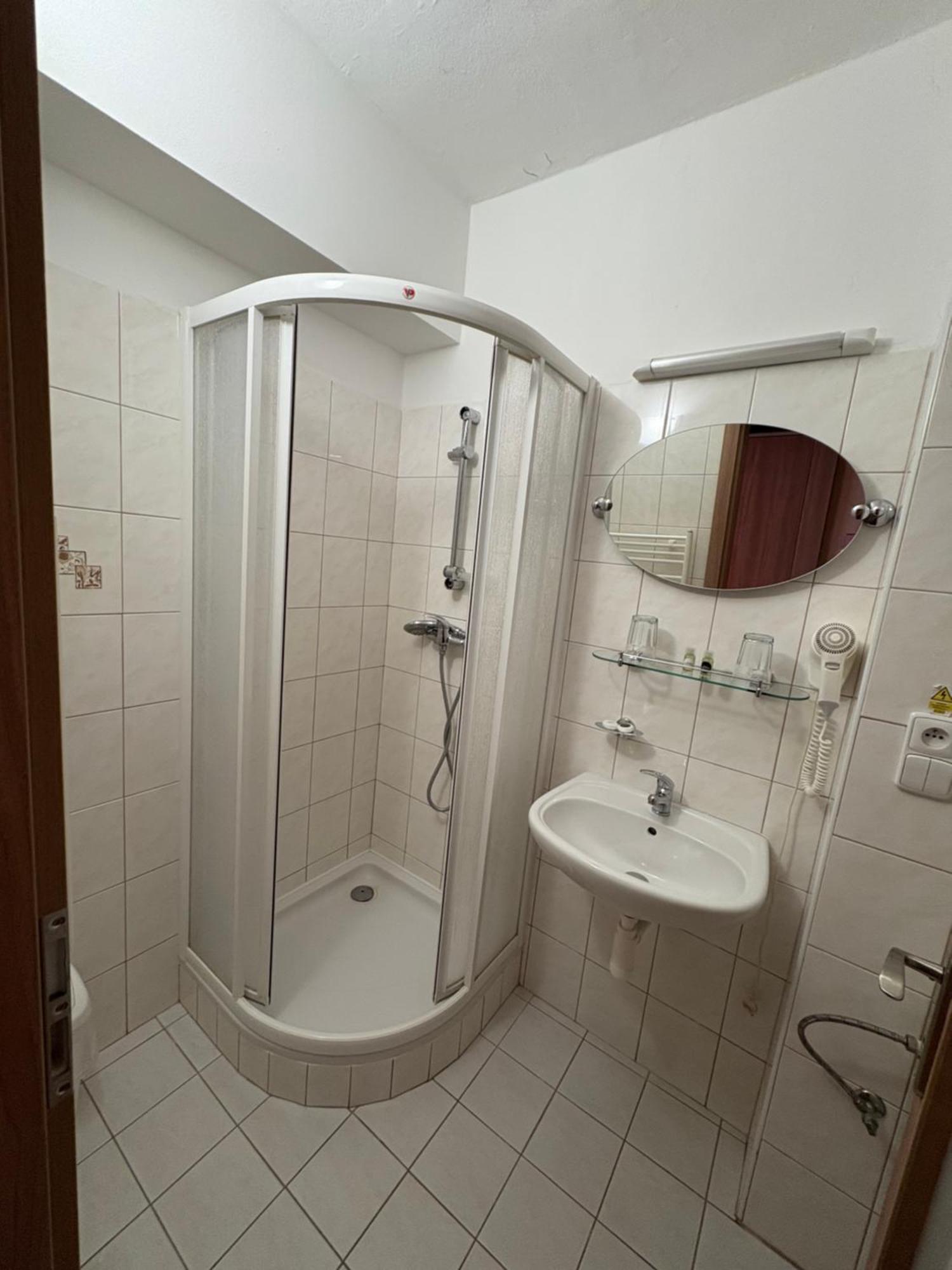 Hotel Opera Jaromerice nad Rokytnou Экстерьер фото